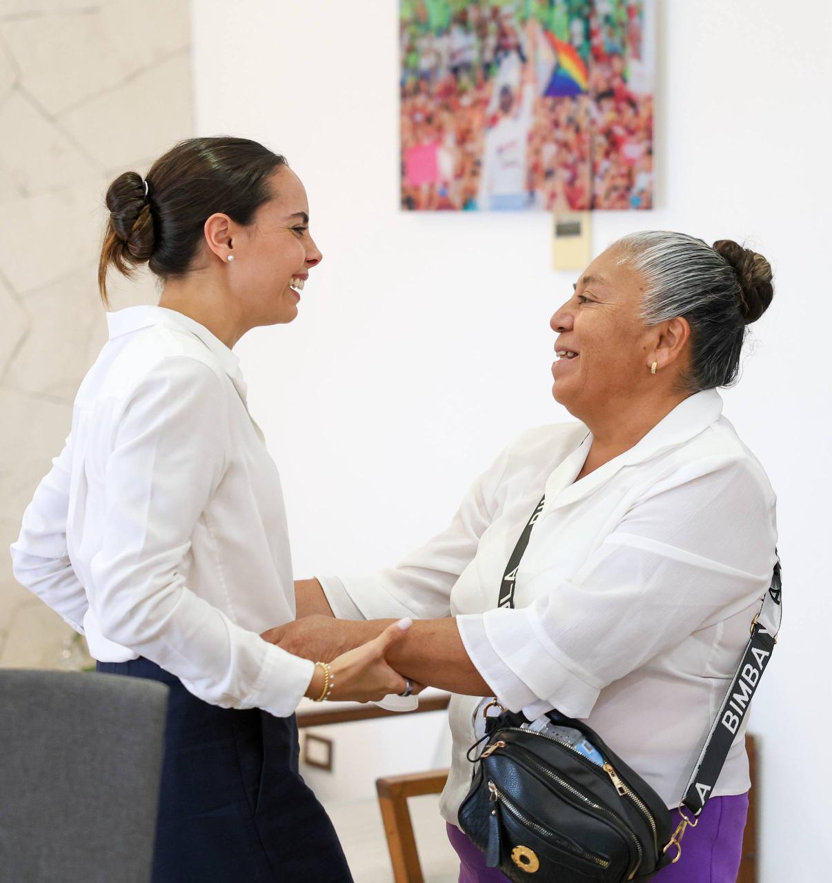 uploads/6/32/01 (2873).Jpeg